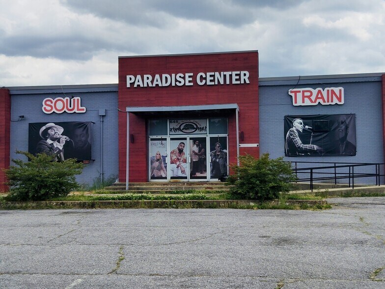 More Photos Of 645 E Georgia Ave, Memphis Bar For Sale