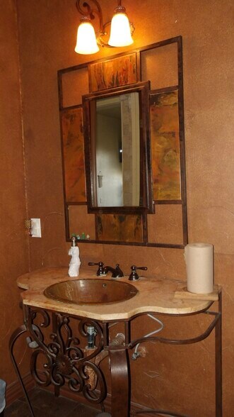 More Photos Of 1906A E Tyler, Harlingen Office For Sale