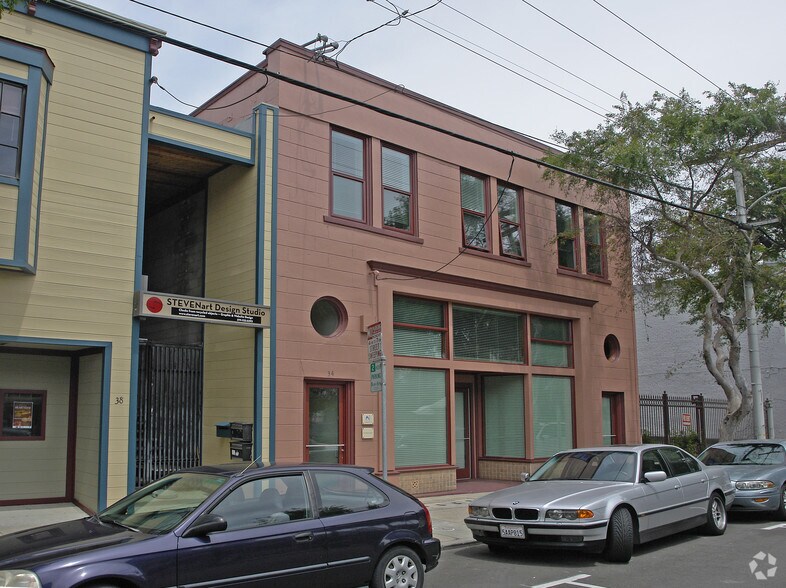 Primary Photo Of 32-34 Washington Ave, Richmond Office For Lease