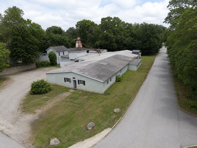 Primary Photo Of 71 Word St, Fairburn Service For Lease