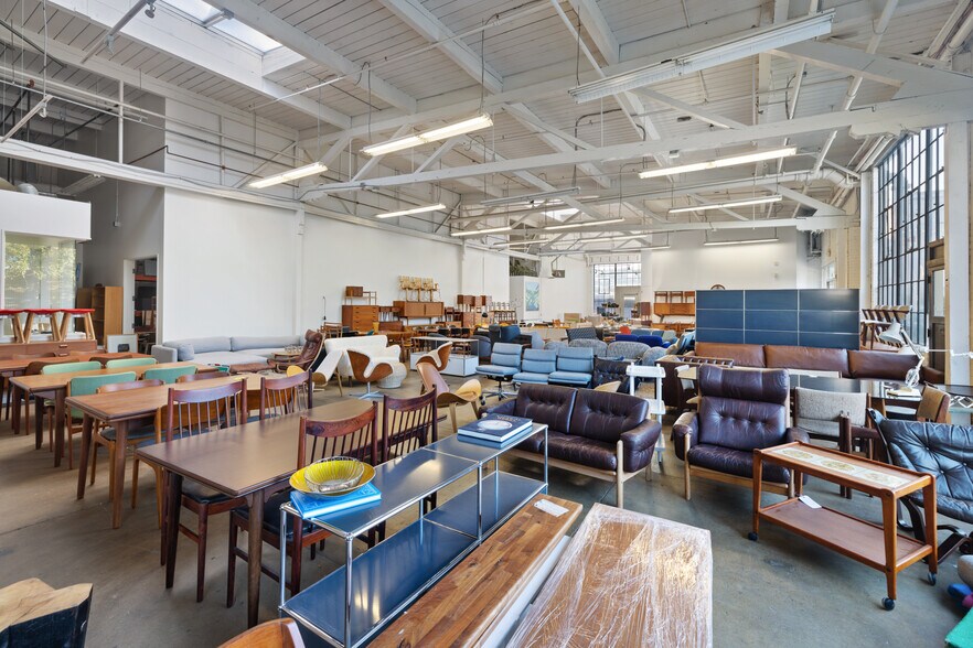 More Photos Of 4512-4514 Hollis St, Emeryville Warehouse For Lease