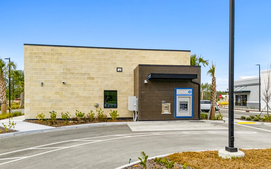 More Photos Of 51 Pine Chase Way, Saint Johns Bank For Sale