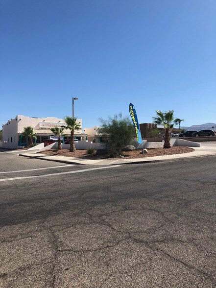 More Photos Of 2837 Maricopa Ave, Lake Havasu City Freestanding For Sale