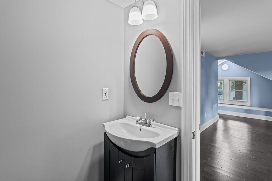 More Photos Of 319 N Central Ave, Locust Office Residential For Sale