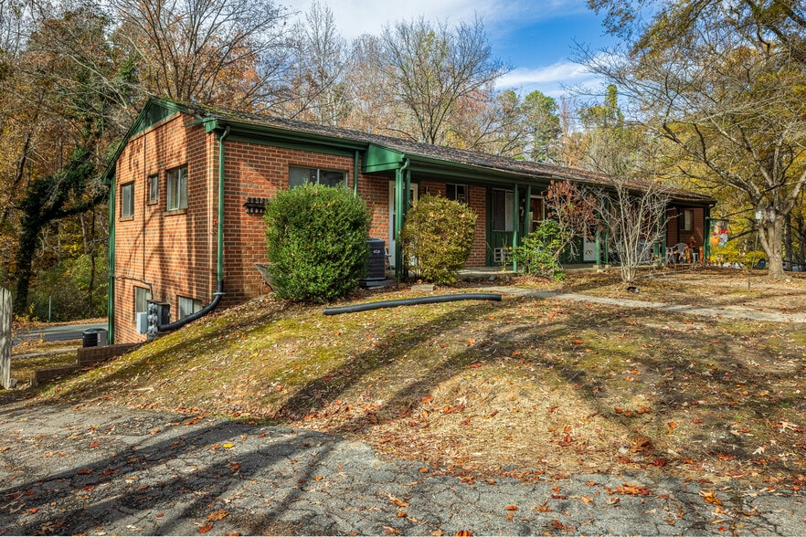 More Photos Of 400 Tanglewylde Dr, South Boston Apartments For Sale