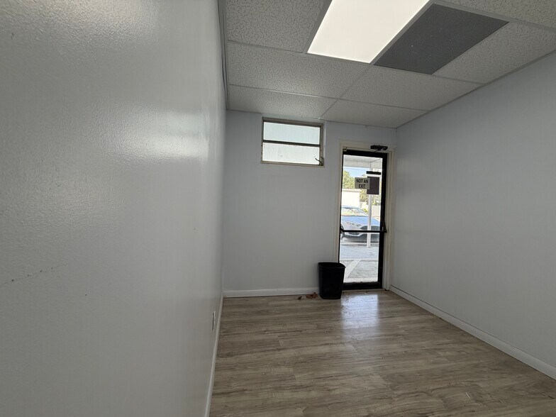 More Photos Of 3418 W Swann Ave, Tampa Office For Lease