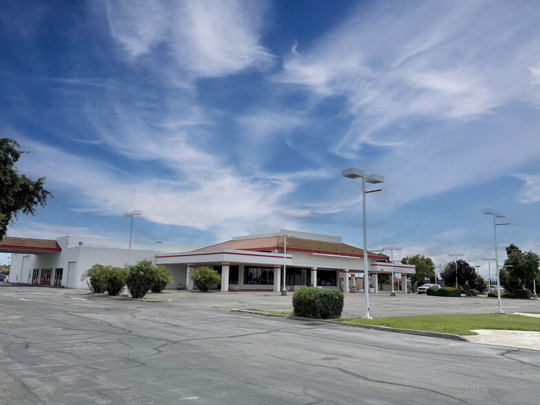 More Photos Of 3190 Auto Center Cir, Stockton Auto Dealership For Sale