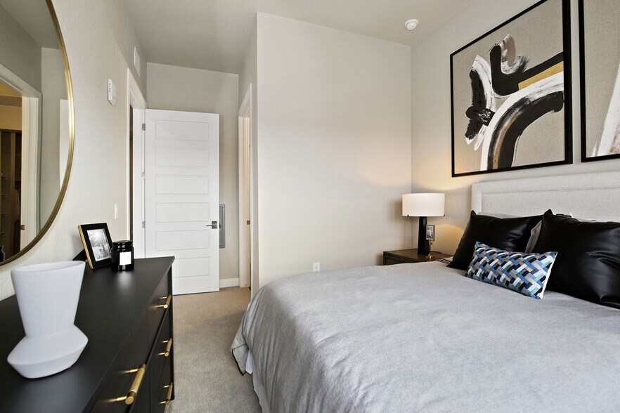 More Photos Of 4055 Inca St, Denver Apartments For Lease