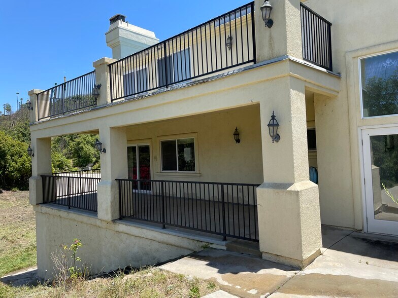 More Photos Of 44952 Vista del Mar, Temecula Winery Vineyard For Sale