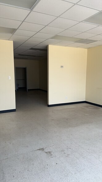 More Photos Of 2000 Fm 158 Rd, College Station Service Station For Lease