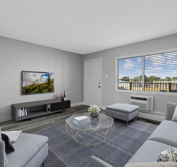 More Photos Of 180 S 20th Ave, Brighton Apartments For Sale