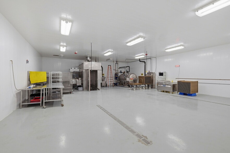 More Photos Of 1035 17th Ave, Santa Cruz Warehouse For Sale