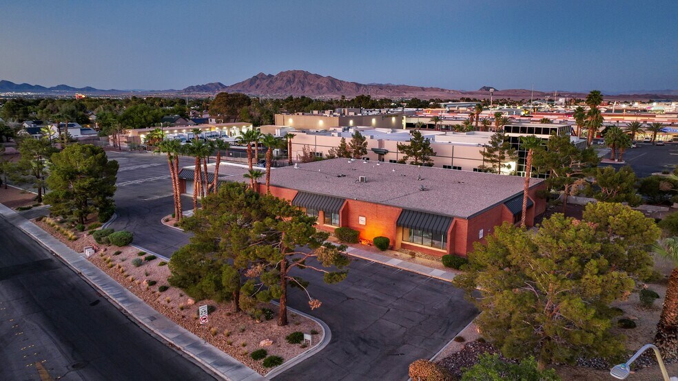 More Photos Of 3210 E Tropicana Ave, Las Vegas Medical For Lease