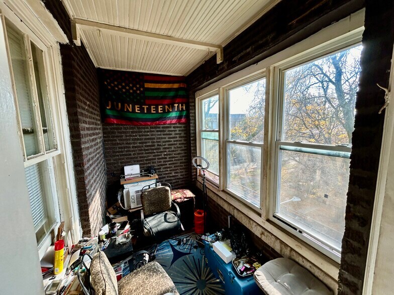 More Photos Of 816-822 E Marquette Rd, Chicago Apartments For Sale