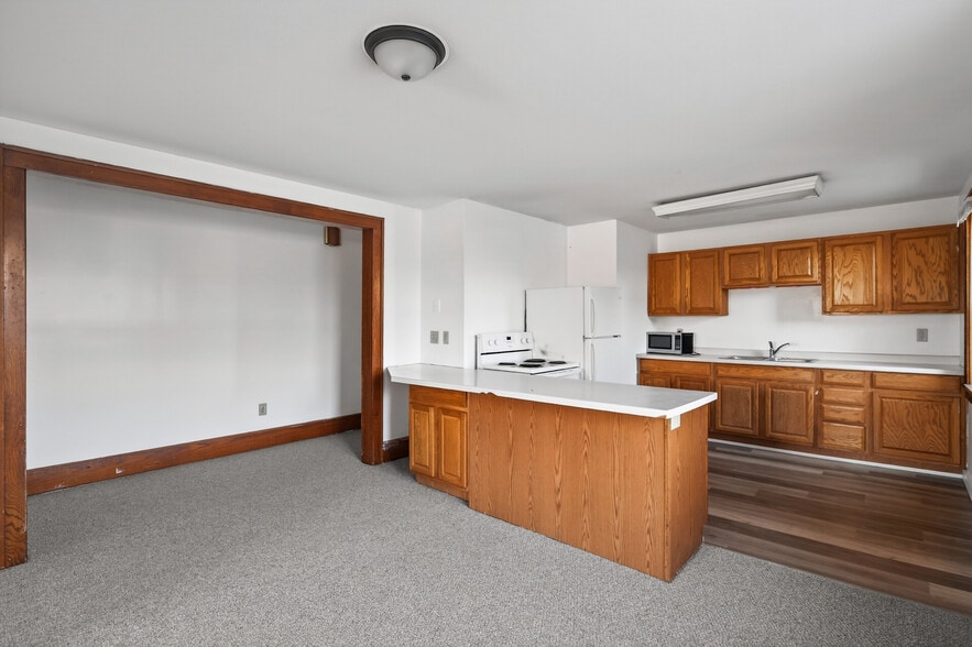 More Photos Of 1232 Marshall Ave, Saint Paul Apartments For Sale