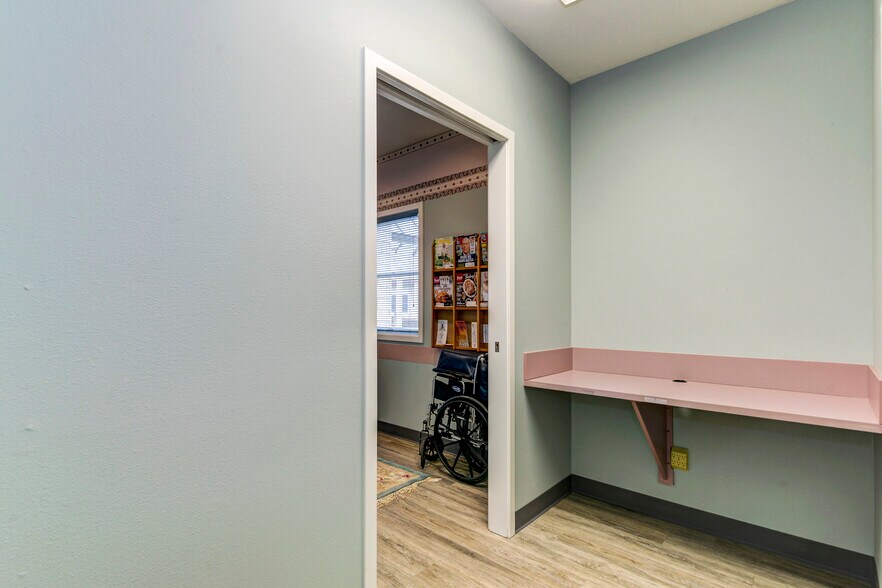 More Photos Of 403 Black Hills Ln SW, Olympia Medical For Sale