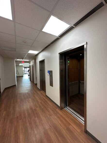 More Photos Of 1515 S Clifton Ave, Wichita Medical For Lease