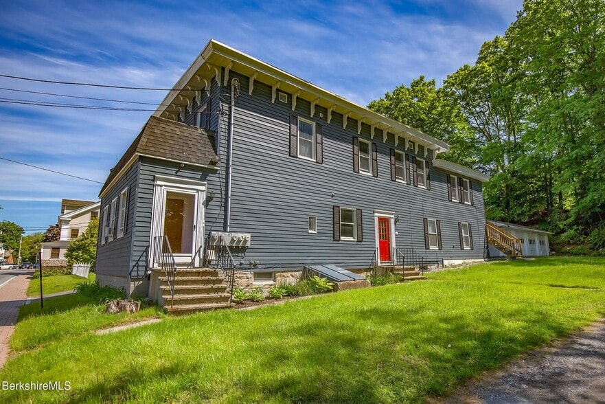 More Photos Of 35 Main St, West Stockbridge Apartments For Sale