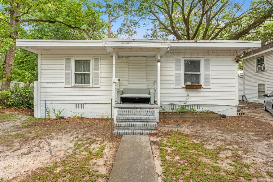 More Photos Of 401 Alder St, Myrtle Beach Apartments For Sale
