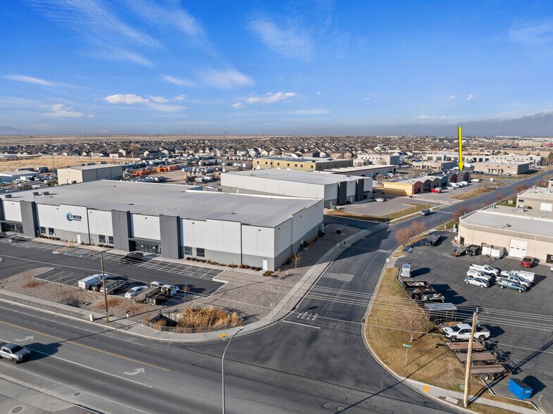 More Photos Of 71 N Cutler Dr, North Salt Lake Light Manufacturing For Lease