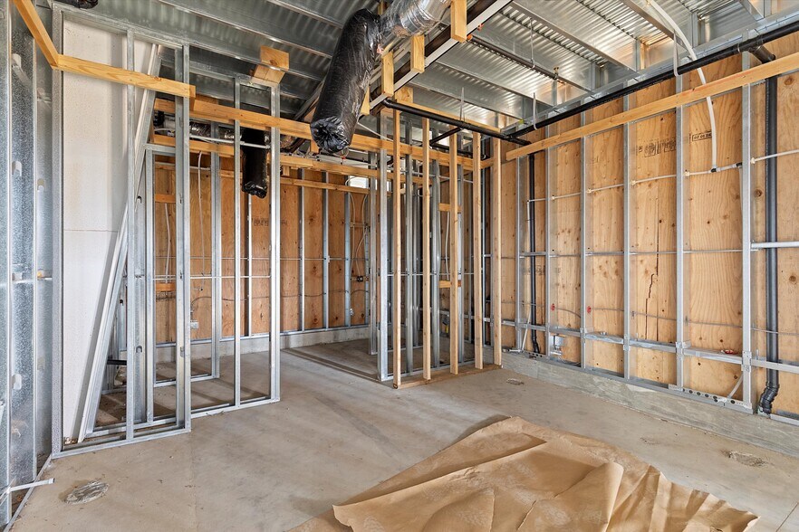 More Photos Of 1025 NW Grove st, Newport Industrial For Sale