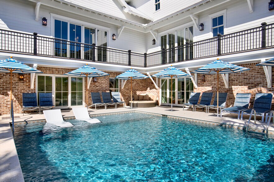 More Photos Of 104 17th st, Tybee Island Apartments For Sale