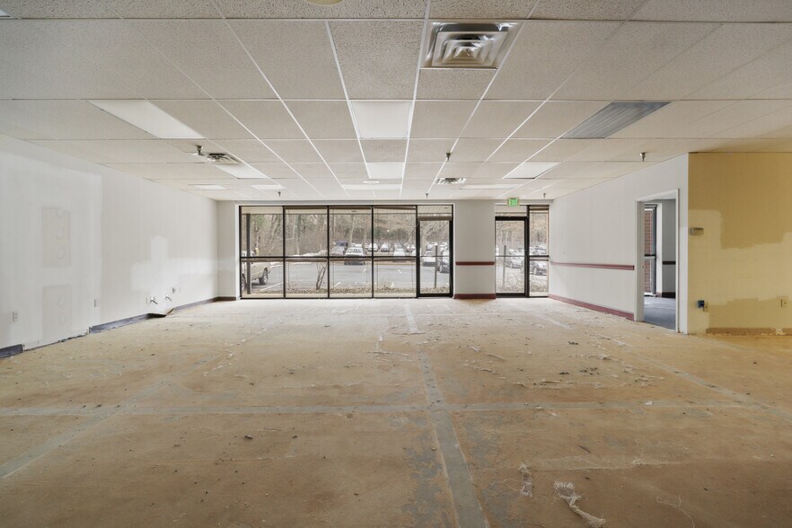 More Photos Of 339 Buschs Frontage Rd, Annapolis Medical For Sale