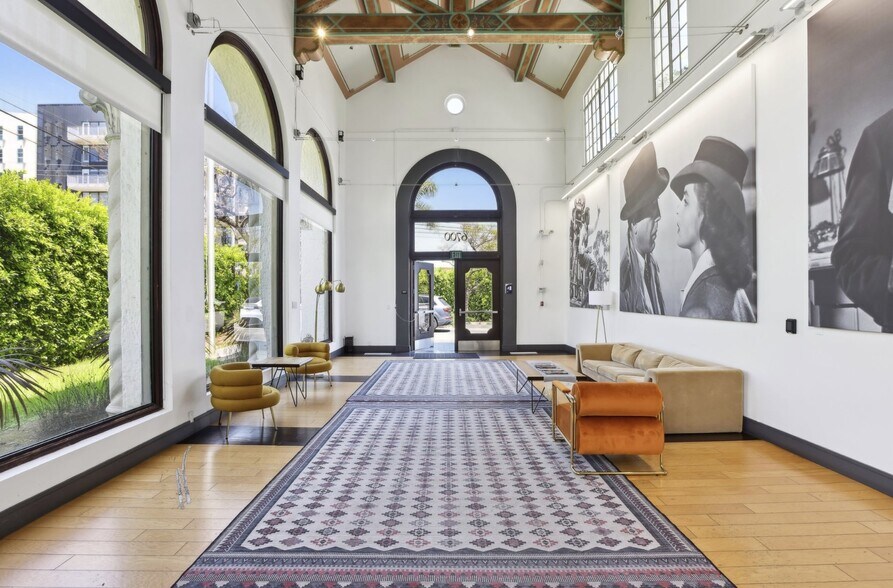 More Photos Of 6700 Santa Monica Blvd, Los Angeles Unknown For Lease