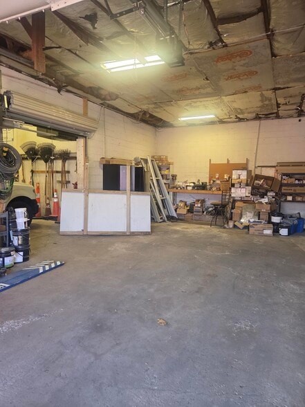 More Photos Of 5715 Old Porter Rd, Portage Warehouse For Sale