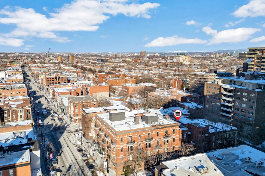 More Photos Of 15-17 Av. de l'Épée, Outremont Multifamily For Sale