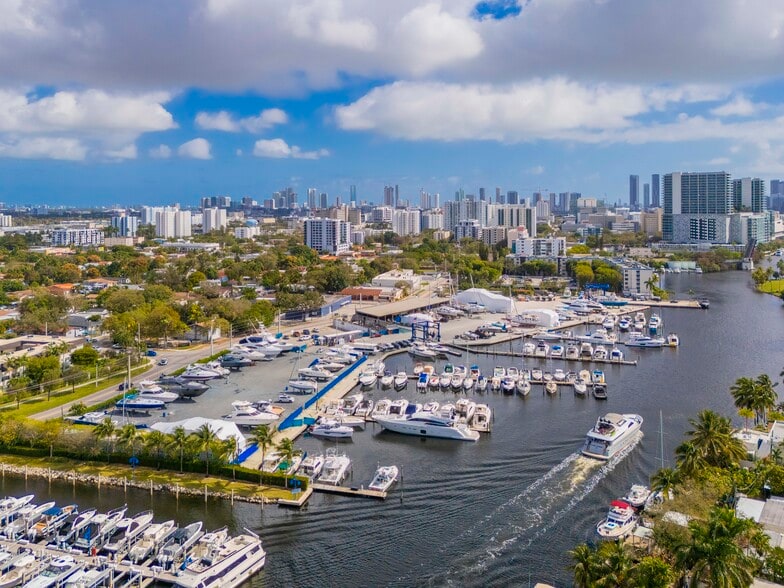More Photos Of 1871 NW North River Dr, Miami Service For Sale