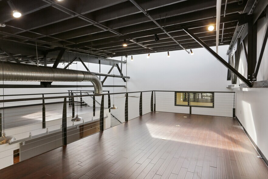 More Photos Of 949 W Marietta St NW, Atlanta Office For Lease