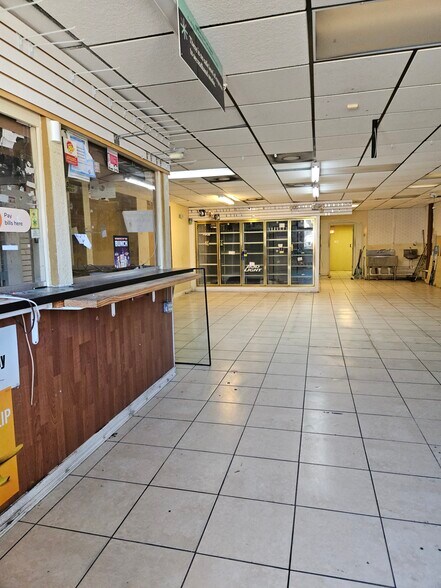 More Photos Of 1224 NE 163rd St, North Miami Beach Storefront Retail Office For Sale