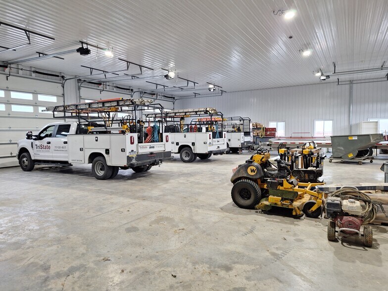 More Photos Of 1655 Mountain Rd, Newburg Warehouse For Sale