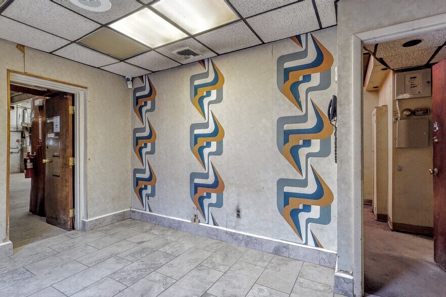 More Photos Of 9034 Tonnelle Ave, North Bergen Industrial For Sale