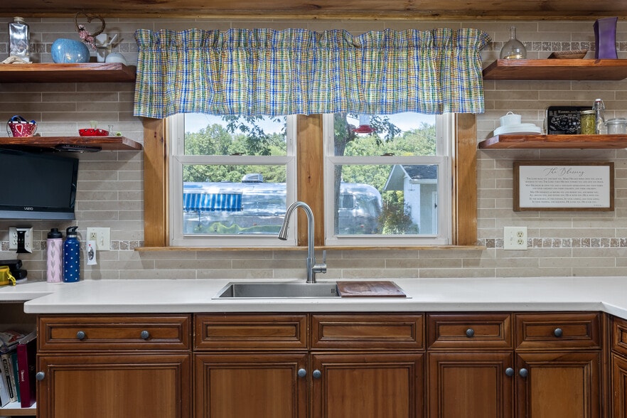 More Photos Of 3872 Brayton Mountain Rd, Graysville Skilled Nursing Facility For Sale