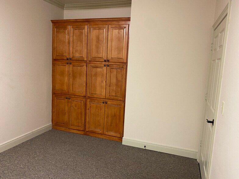 More Photos Of 14635 S Harrells Ferry Rd, Baton Rouge Office For Lease