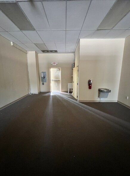 More Photos Of 6811 Calhoun Memorial Hwy, Easley Unknown For Lease