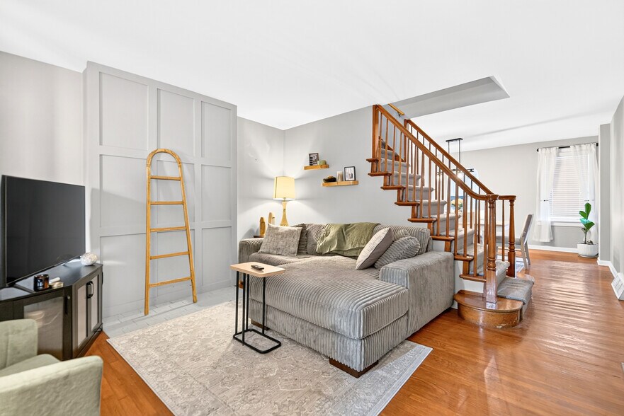 More Photos Of 501 Glenwood Ave, Ambridge Multifamily For Sale