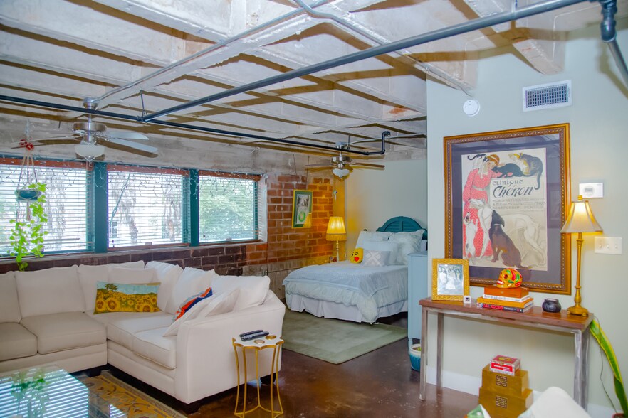 More Photos Of 625 Ryan St, Lake Charles Apartments For Sale