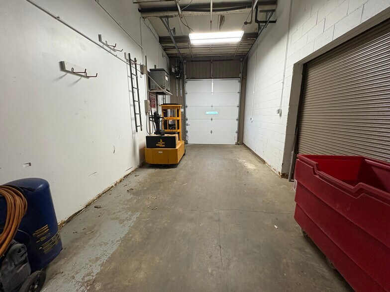 More Photos Of 1201 Cumberland Ave, West Lafayette Office For Lease