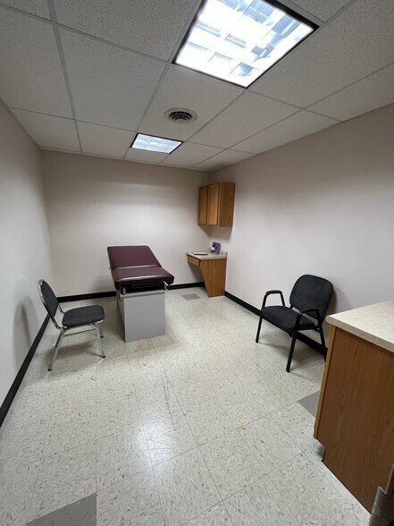 More Photos Of 225 Erdman St, Bangor Freestanding For Lease