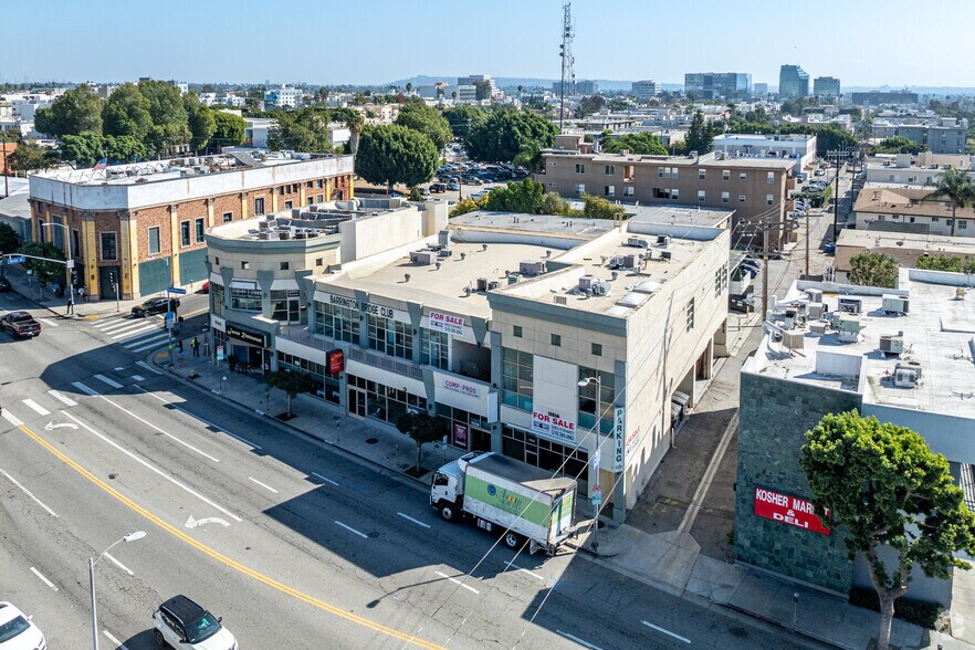 More Photos Of 11500-11518 Santa Monica Blvd, Los Angeles Office For Lease