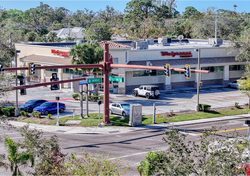 More Photos Of 3535 Tamiami Trl, Sarasota Drugstore For Sale