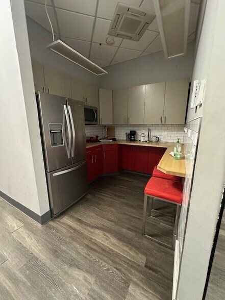 More Photos Of 3739-3741 White Plains Rd, Bronx Manufacturing For Sale