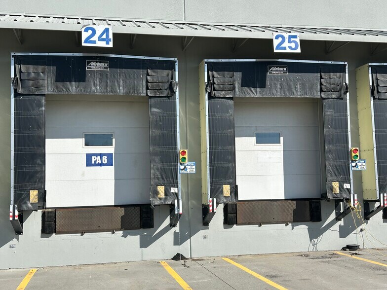 More Photos Of 15 Ritter Way, Lebanon Manufacturing For Lease