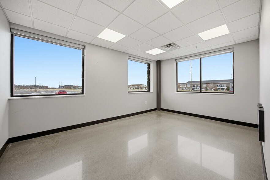 More Photos Of 3220 4th St E, West Fargo Office For Lease