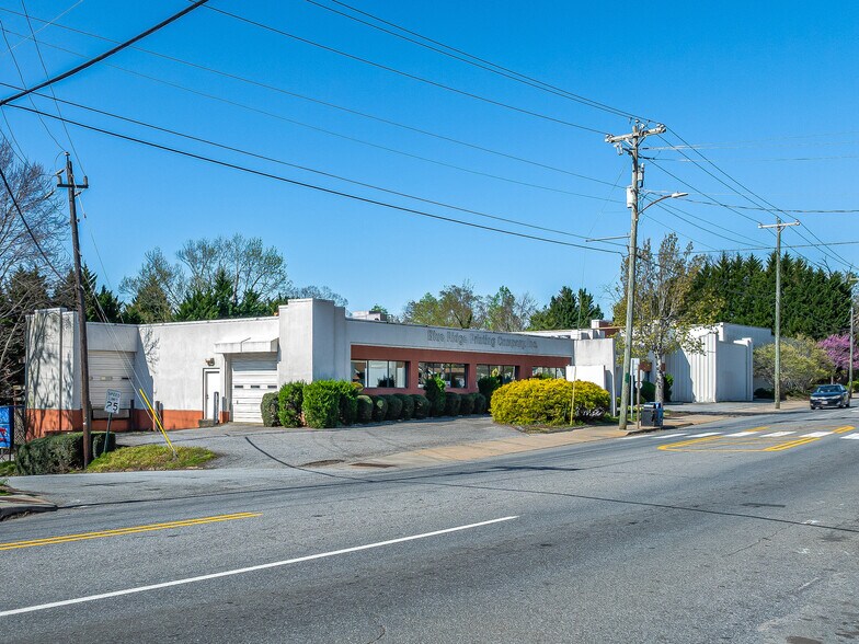 More Photos Of 544 Haywood Rd, Asheville Light Distribution For Sale
