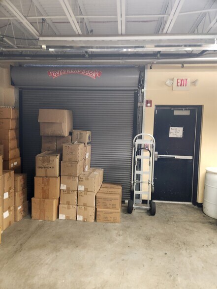 More Photos Of 153 Venture Dr, Brunswick General Retail For Sale