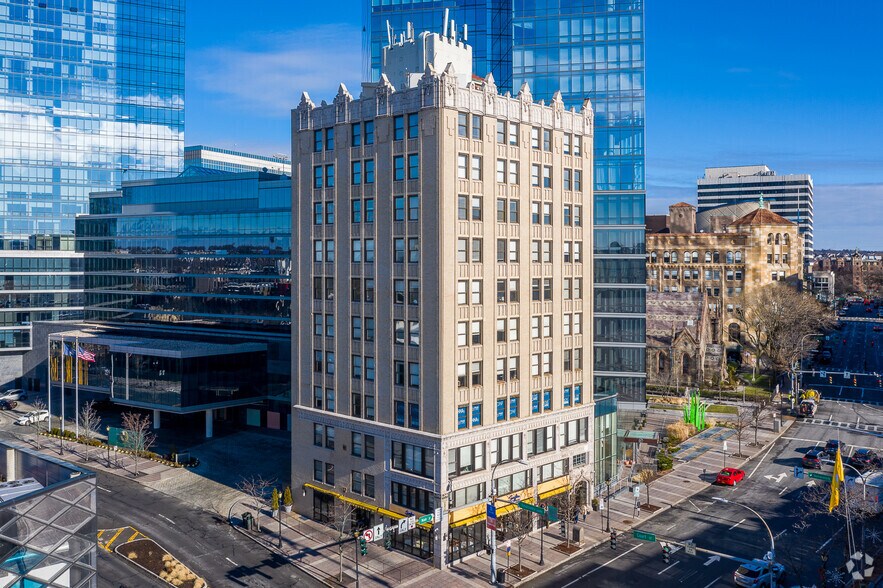 Primary Photo Of 199 Main St, White Plains Office For Lease